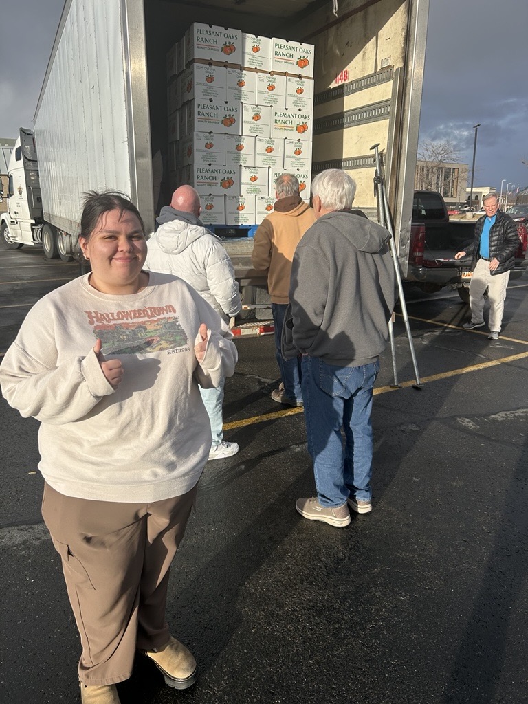 Natalia Figueroa Loading Boxes of Citrus  -2 